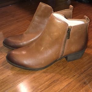 Leather brown booties